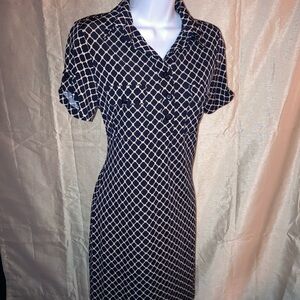 EN FOCUS STUDIO Women’s Dress Dark Blue Tan Patterned. Size 4